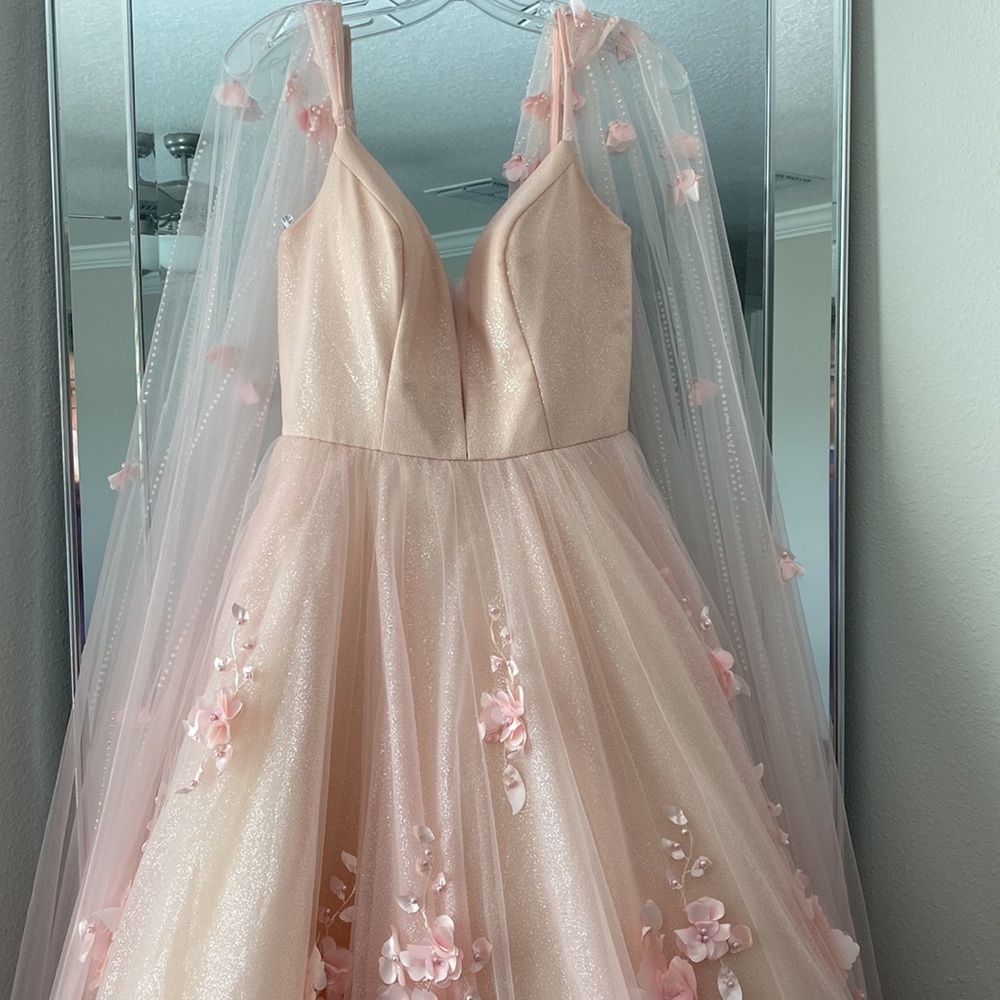 Formal gown/dress
